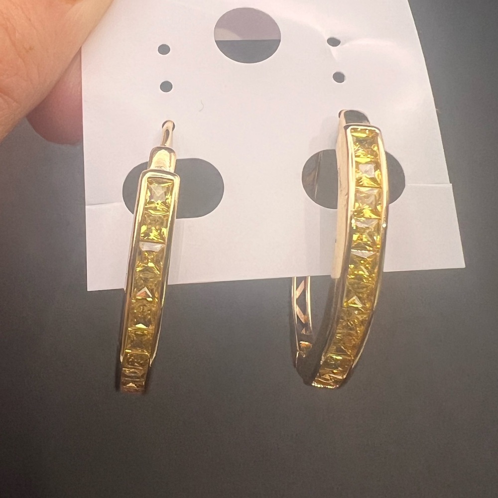 18k gold filled Elegant Gold Hoop Earrings with Yellow Accents - Picture 3 of 9